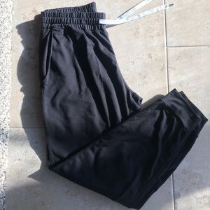 Vuori Performance Jogger - Black